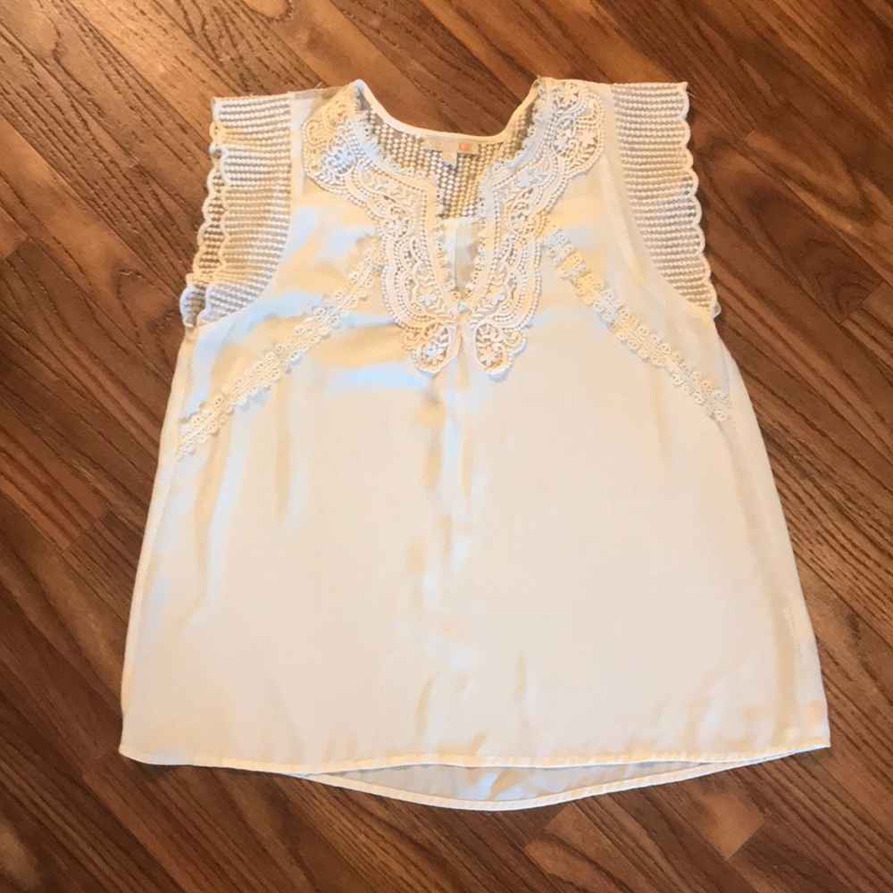Gianni Bini GB Cream Lace Blouse Crochet Sleeveless